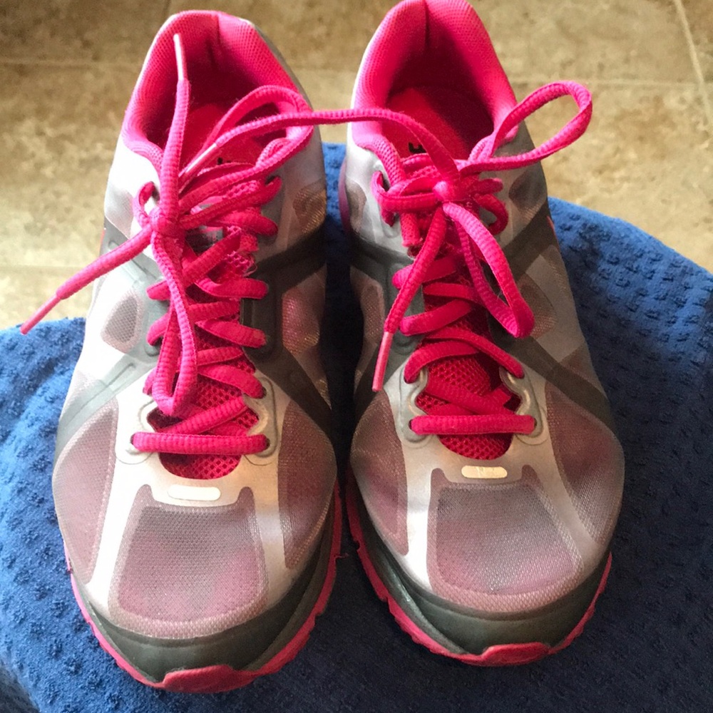 NIKE AIRMAX sneakers